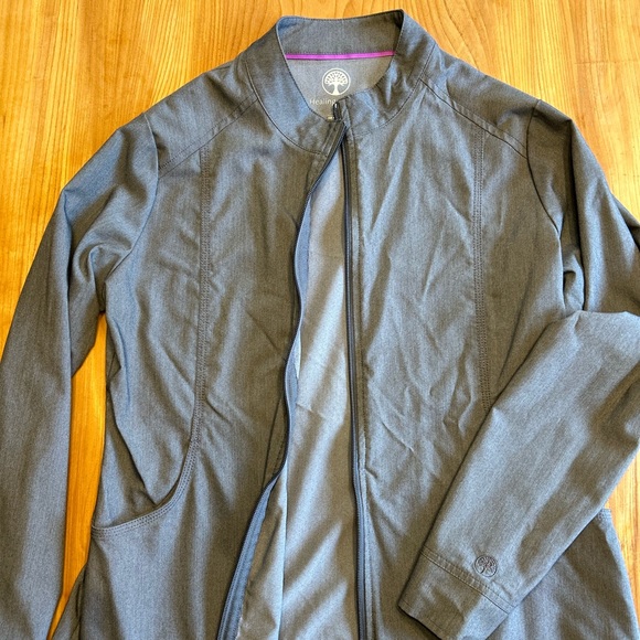 Healing hands size medium scrub jacket with zipper & two front pockets - Picture 1 of 1